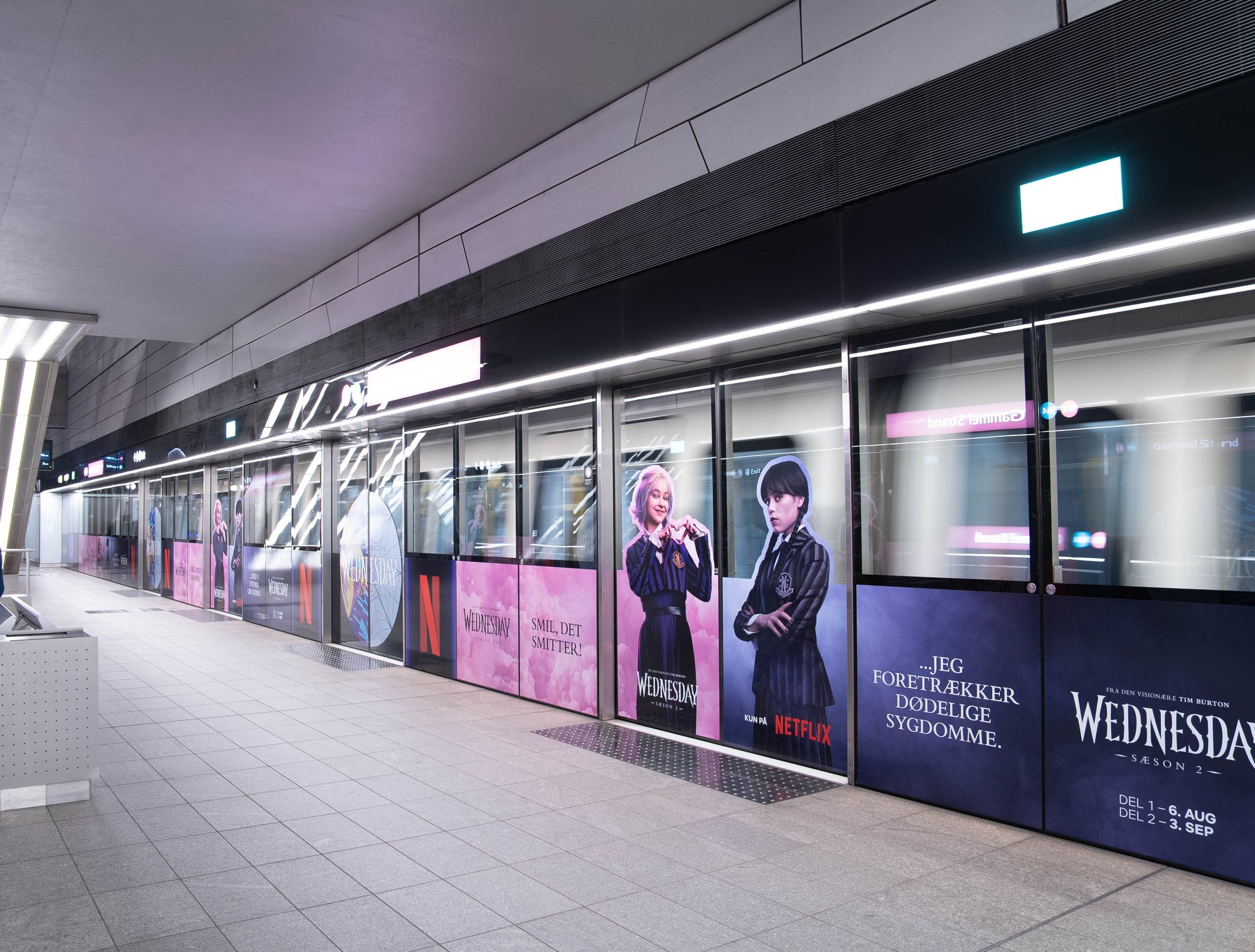 08.25_Netflix_Wednesday_Screendoors_Gammel Strand_week32_v02